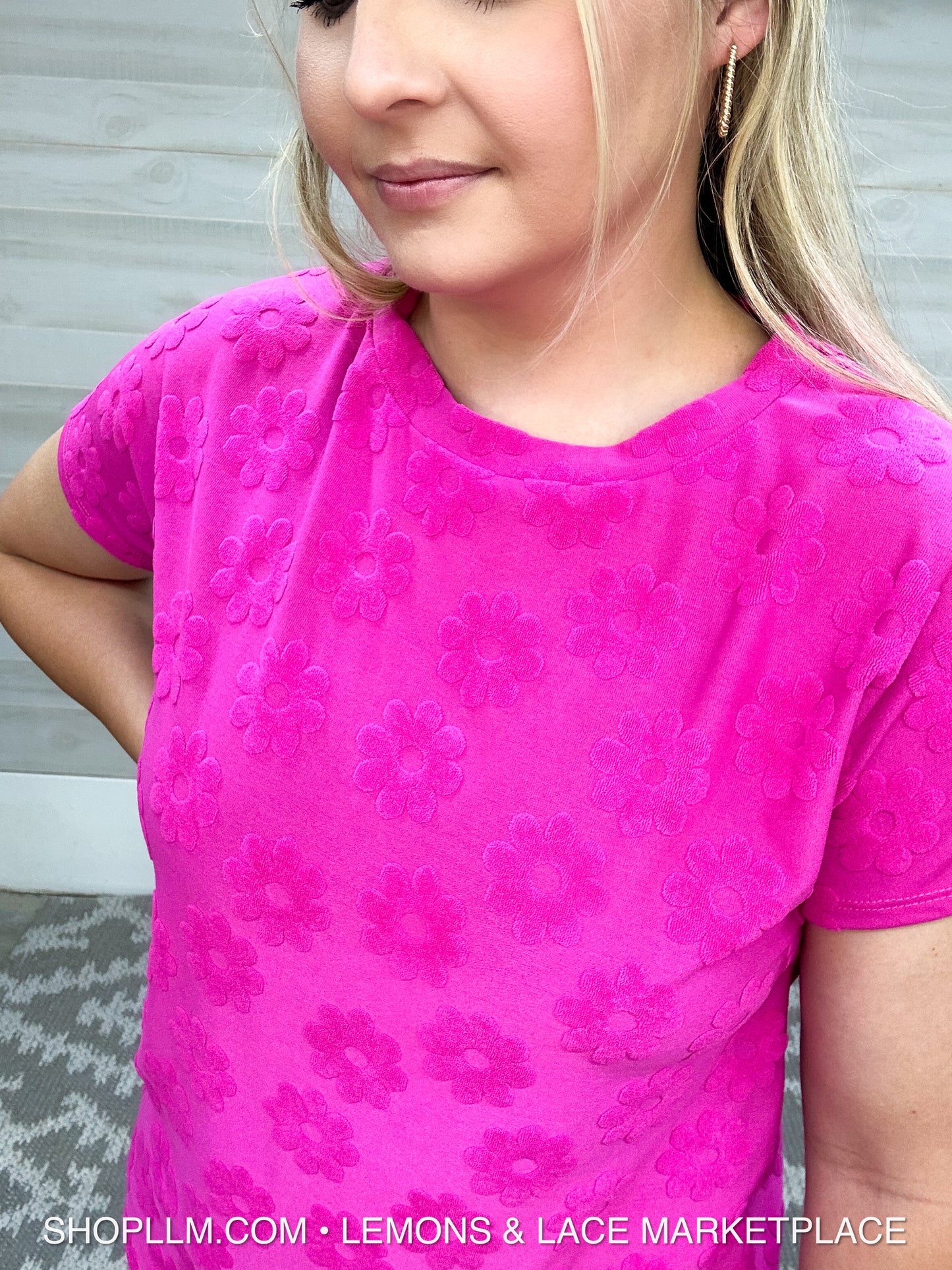 Textured Floral Pattern Top Fushia
