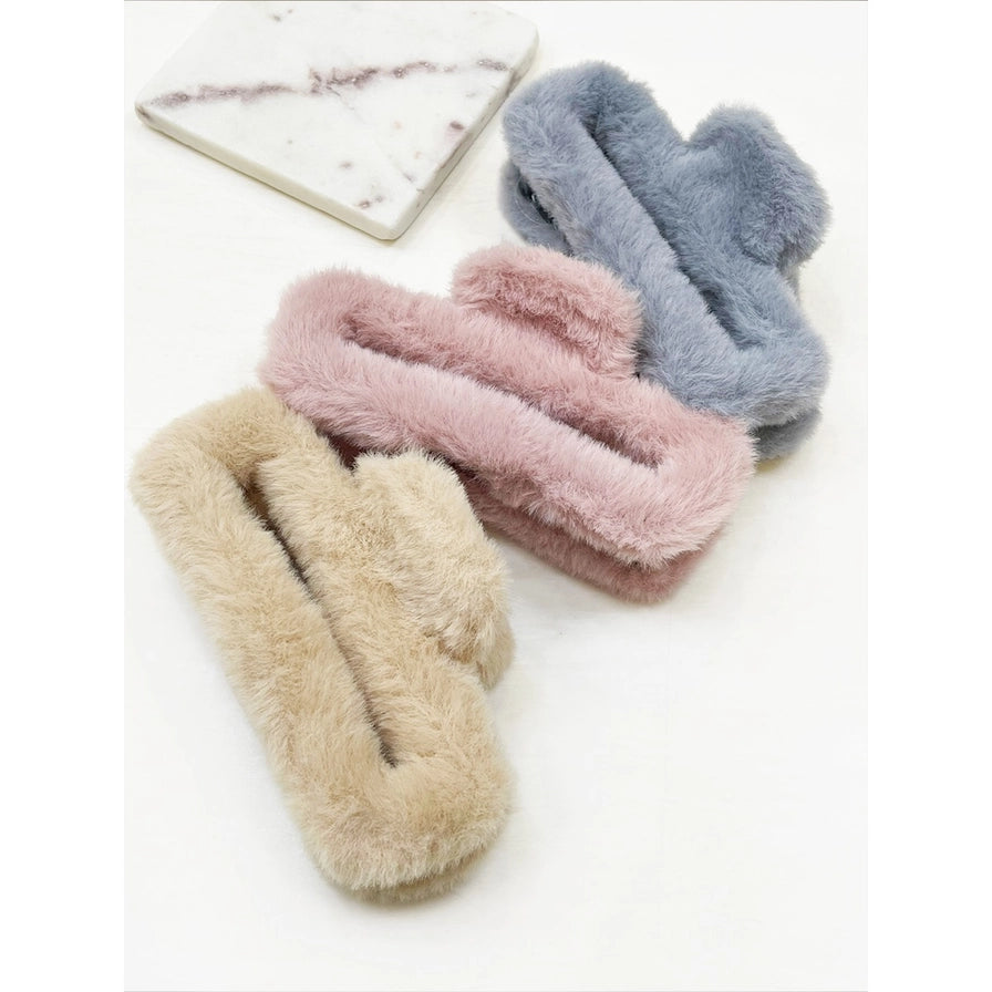 Jumbo Rectangle Faux Fur Plush Hair Jaw Clip
