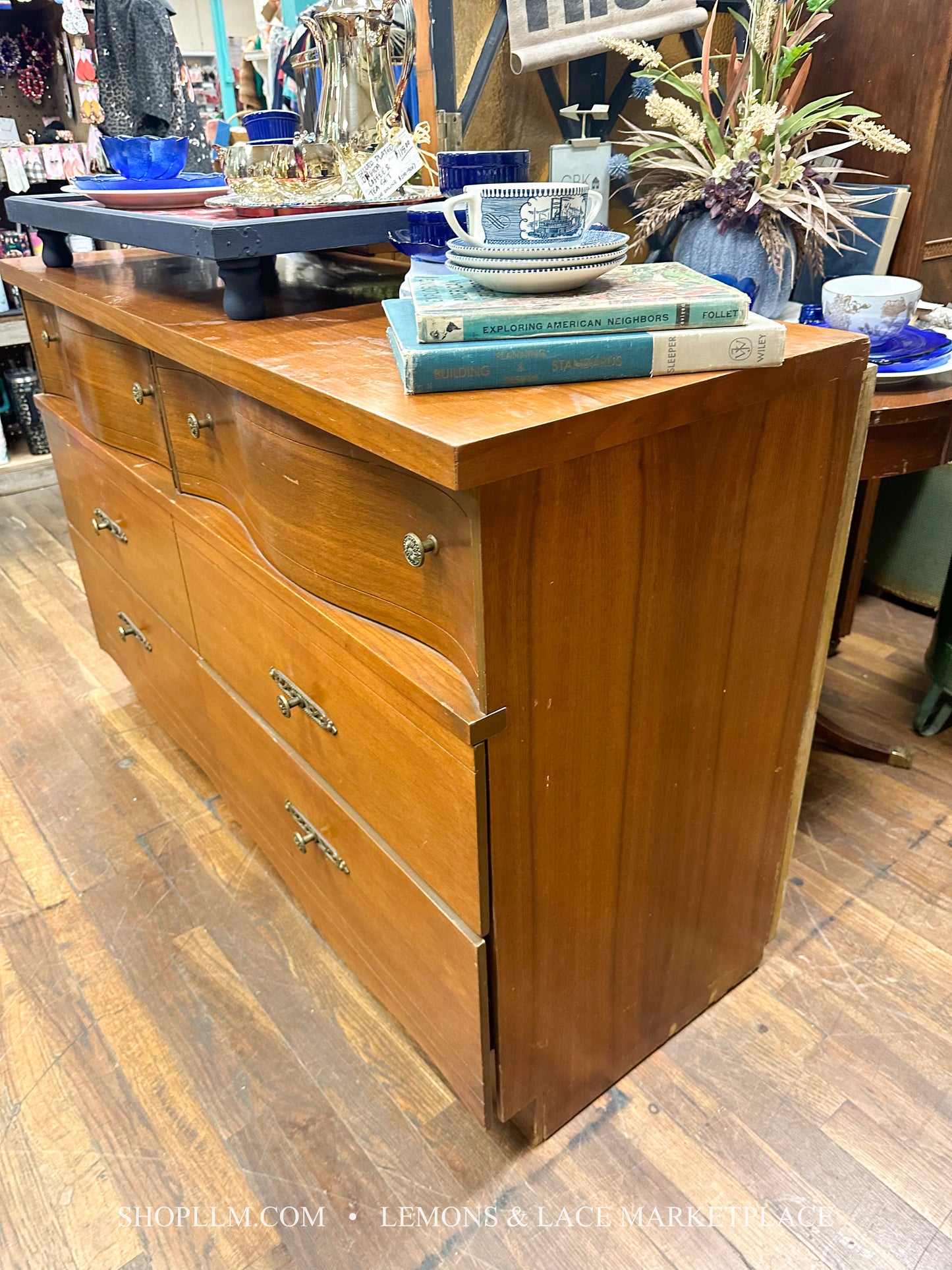 Curved Drawer Dresser