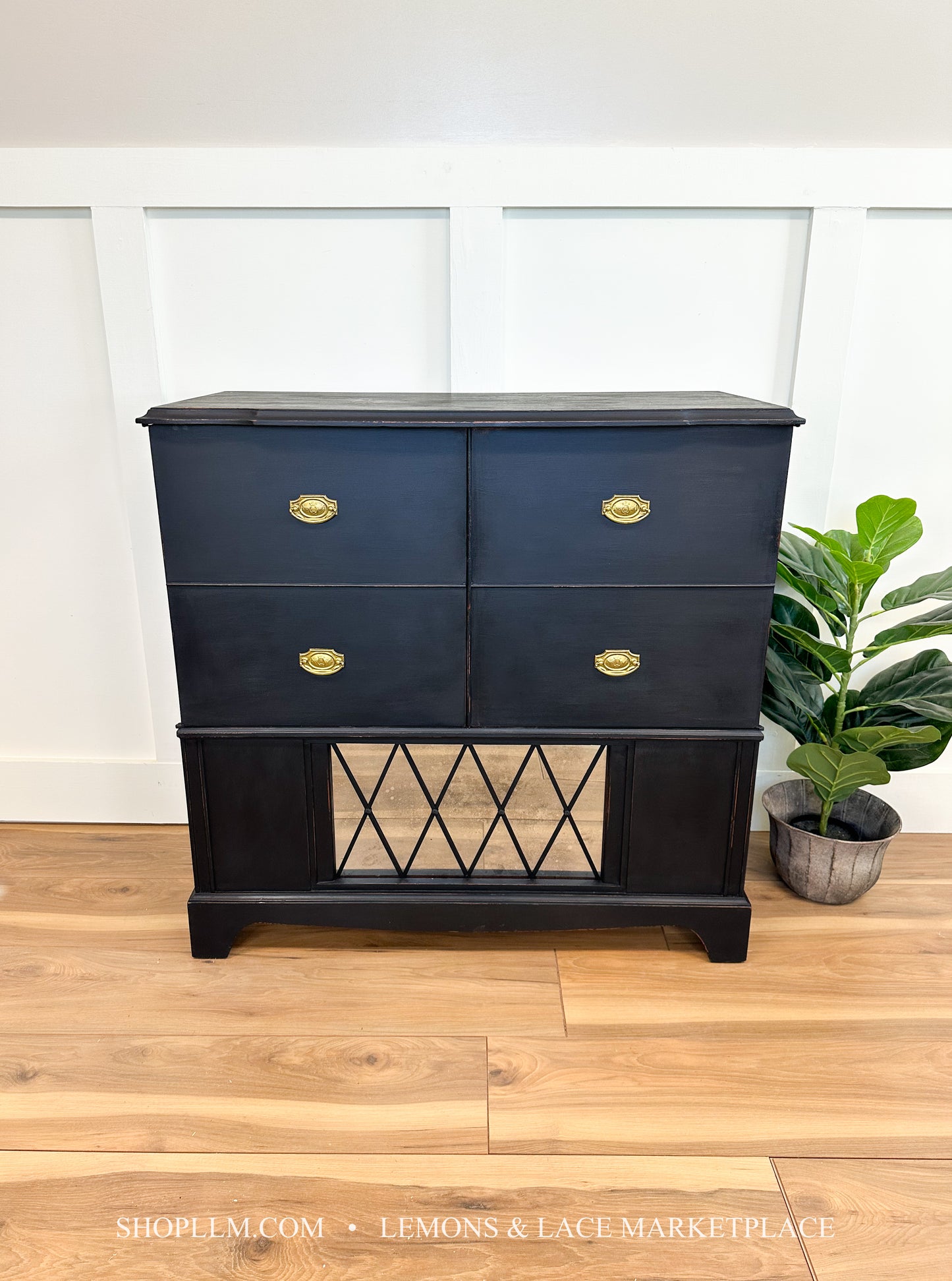 Ward Airline Radio Cabinet Athenian