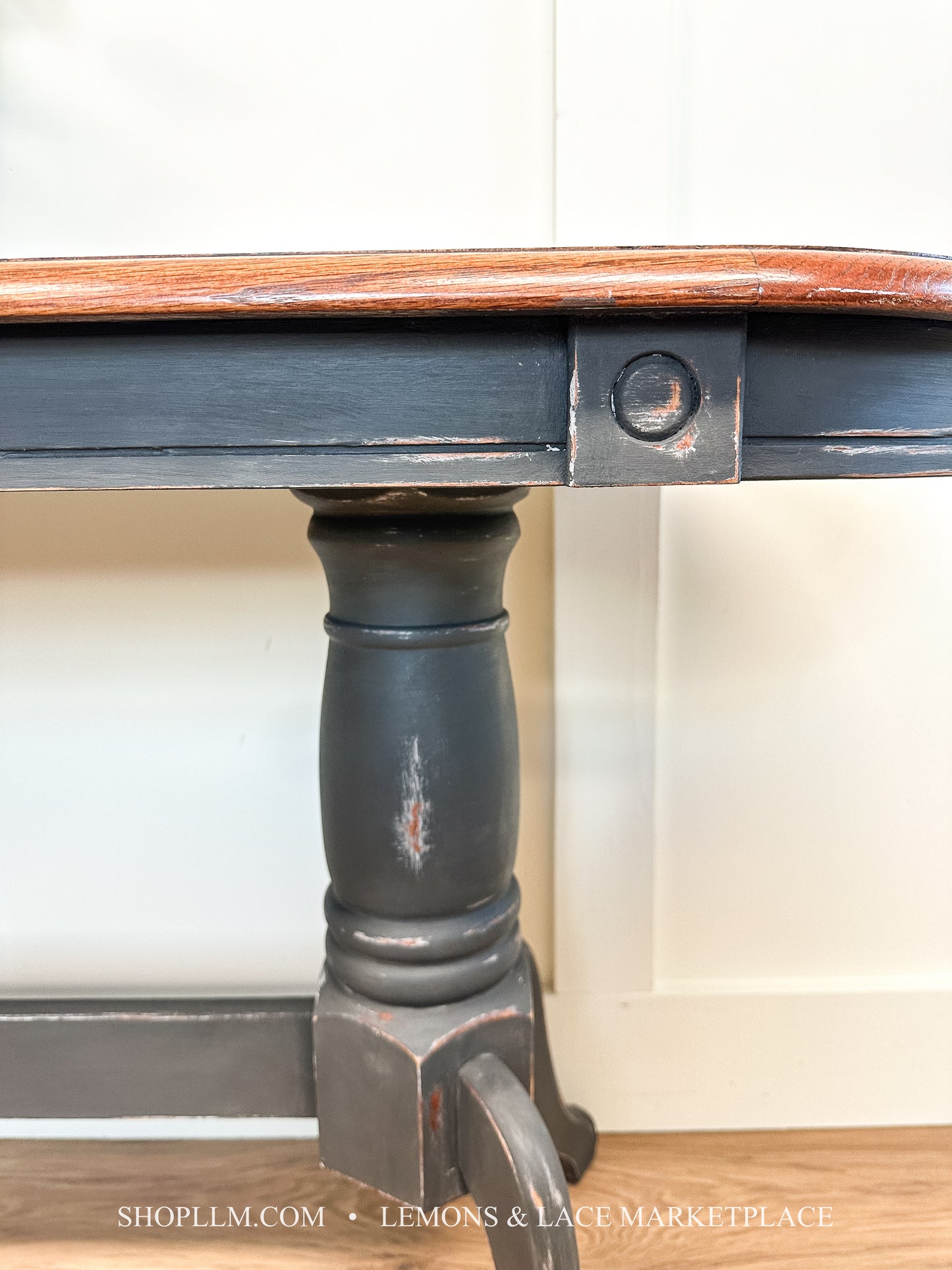 Sofa/Entry Table in Graphite/Chicago Grey
