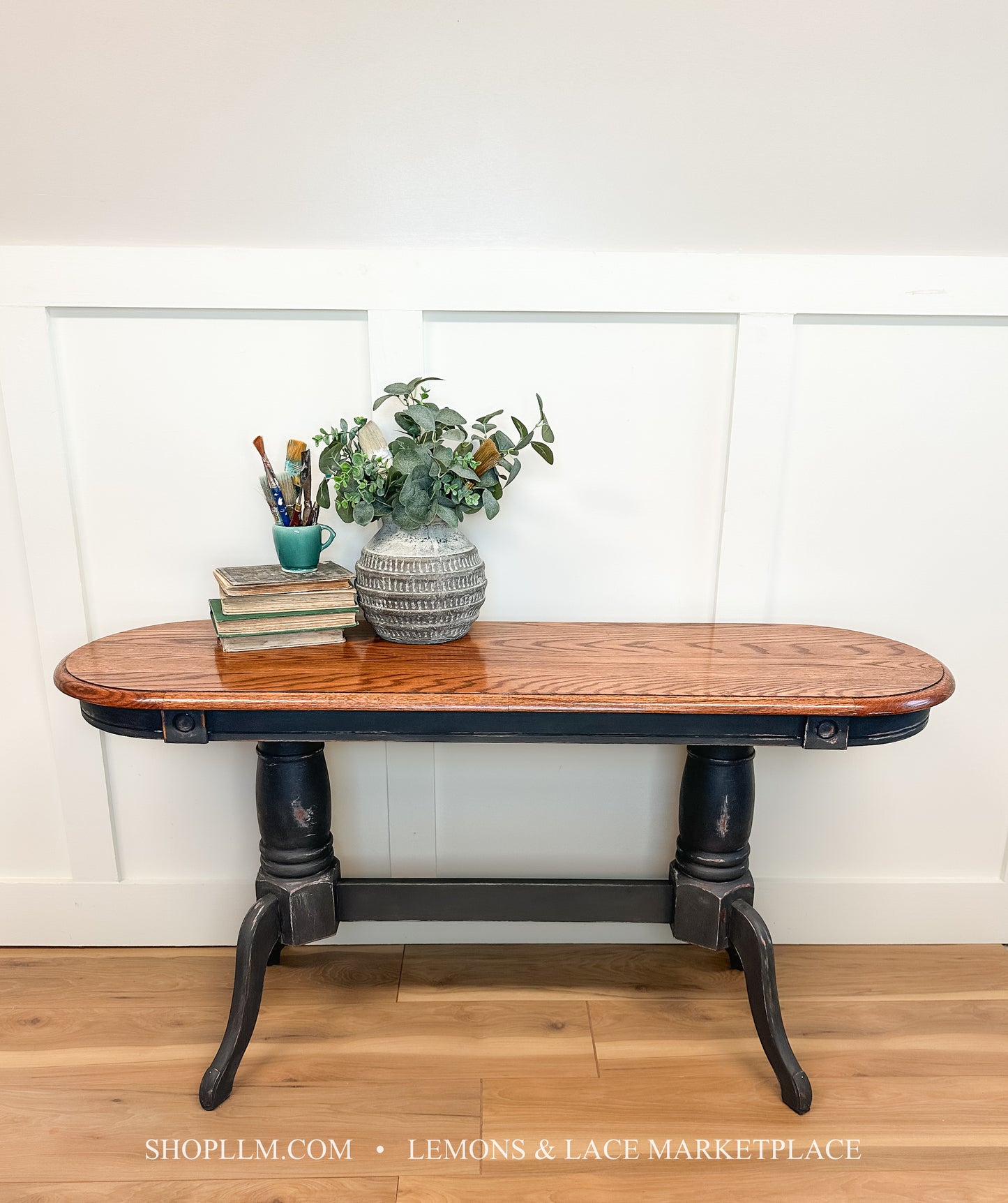 Sofa/Entry Table in Graphite/Chicago Grey