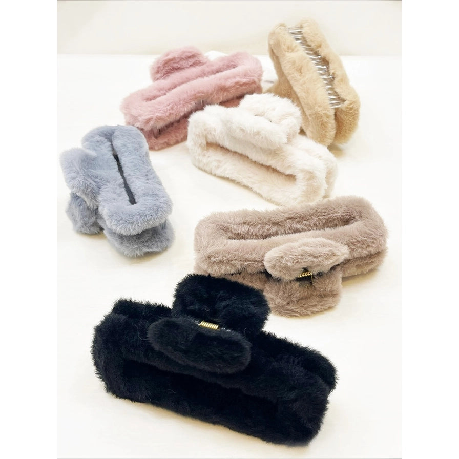Jumbo Rectangle Faux Fur Plush Hair Jaw Clip