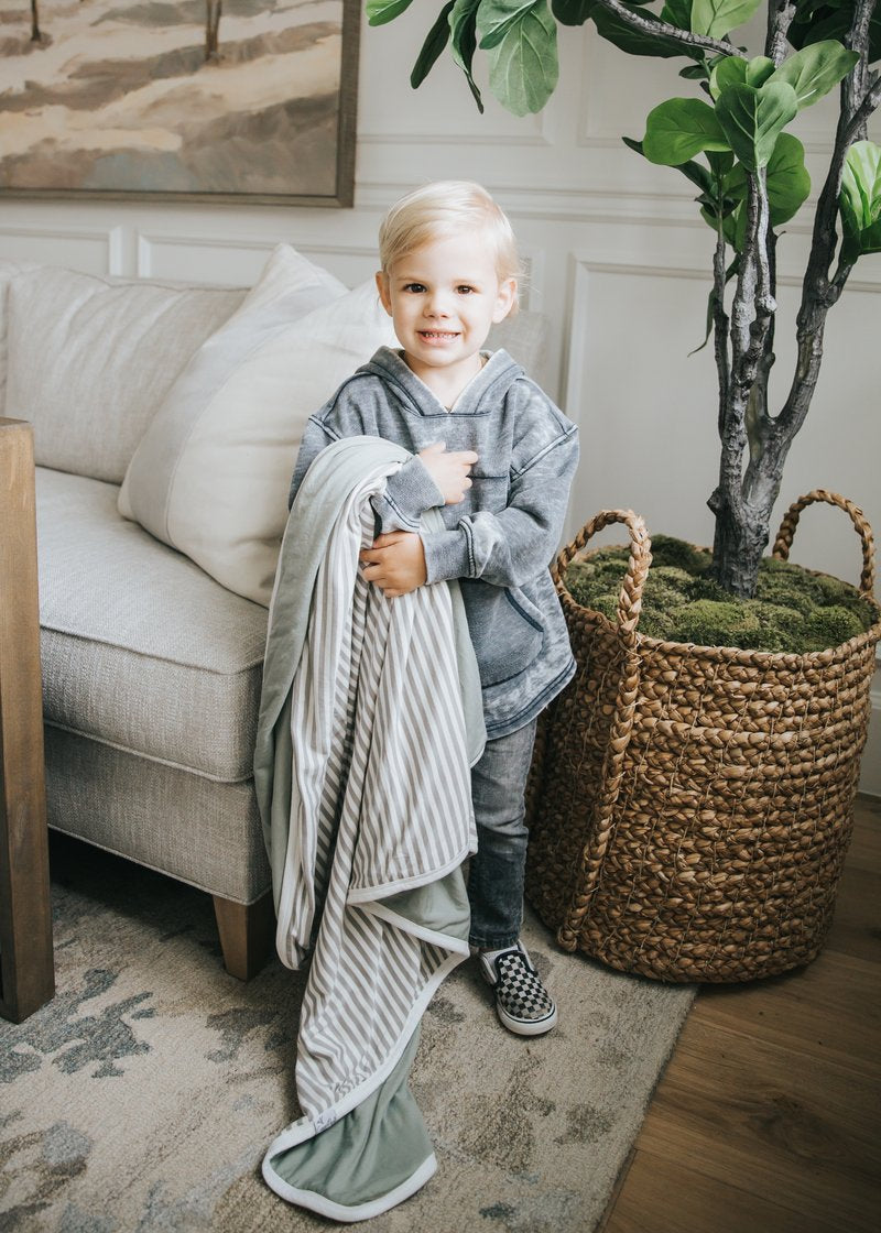 Everest 3 Layer Stretchy Quilt