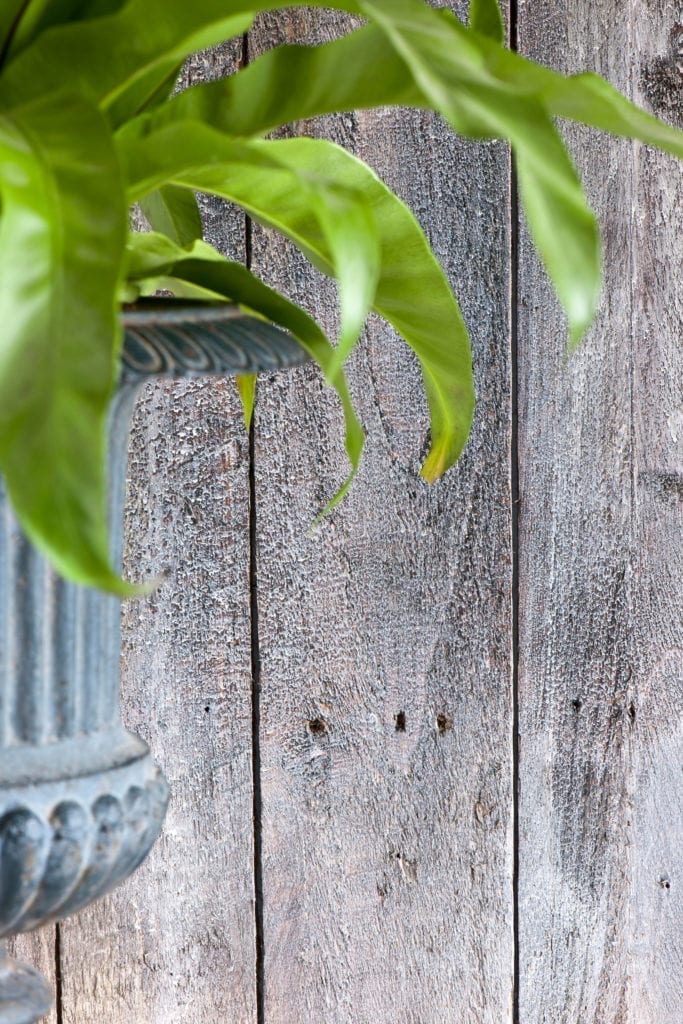 Dark Chalk Paint® Wax