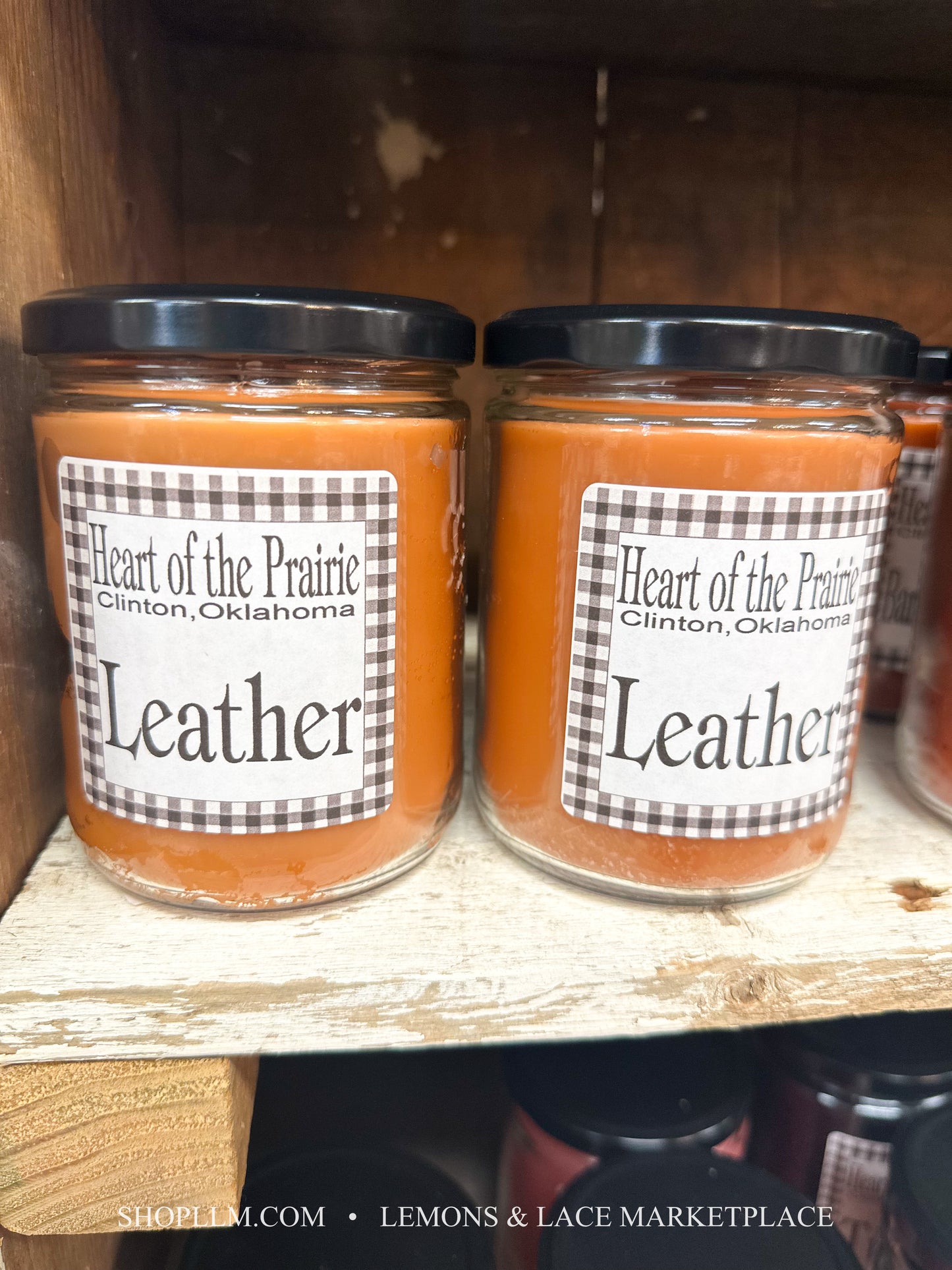 CANDLE - LEATHER-WOODWICK